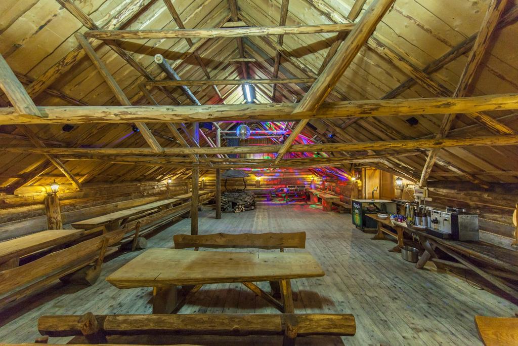 Grand Stasinda Bal Sylwestrowy Animacje Impreza Integracyjna Dwa Posilki Bogaty Bufet Baseny Kregielnia Grota Sauny Squash Silownia Place Zabaw Widoki 1000Mnpm Bukowina Tatrzanska Exterior photo
